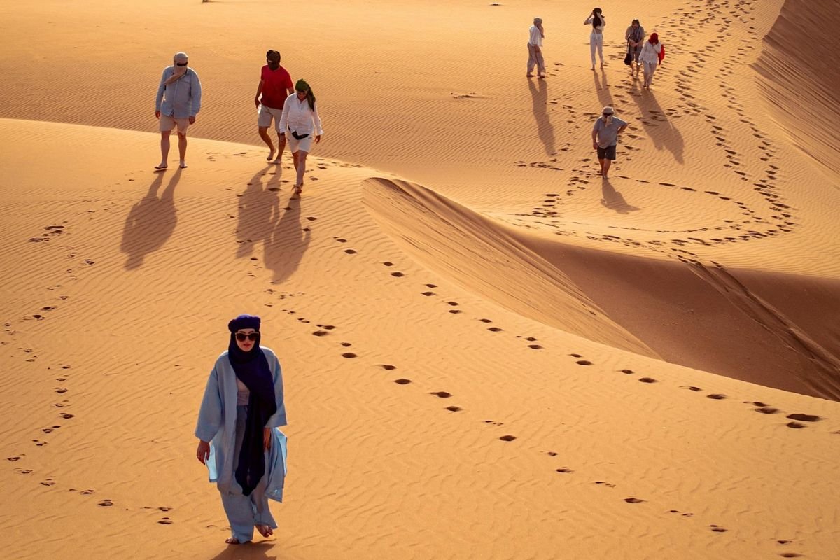Découvrez Merzouga : La porte d’entrée vers l’aventure dans le désert du Sahara